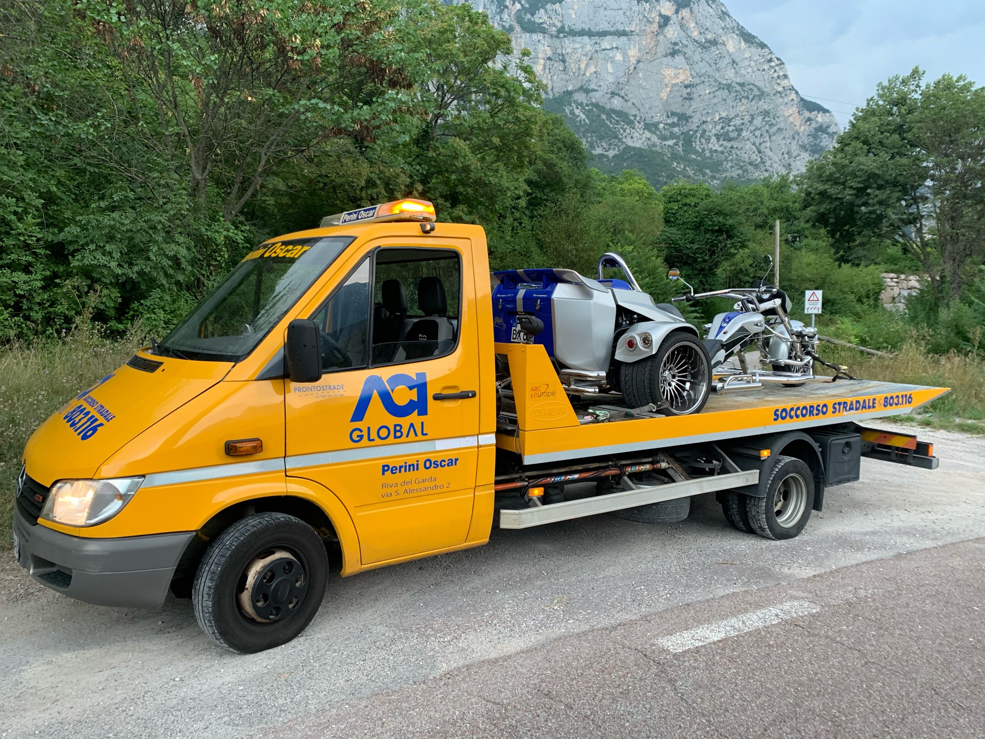 Soccorso Stradale Centro RivaCar Perini Srl