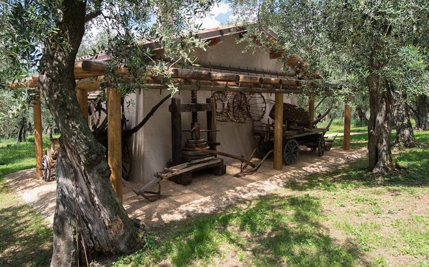 Baitone Alpino empfehlt: die Olivenöl-Mühle