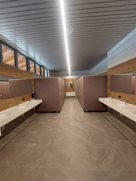Kom en ontdek het nieuwe milieuvriendelijke servicegebouw