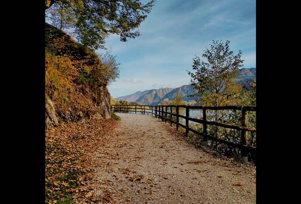 autunno al villaggio azzurro